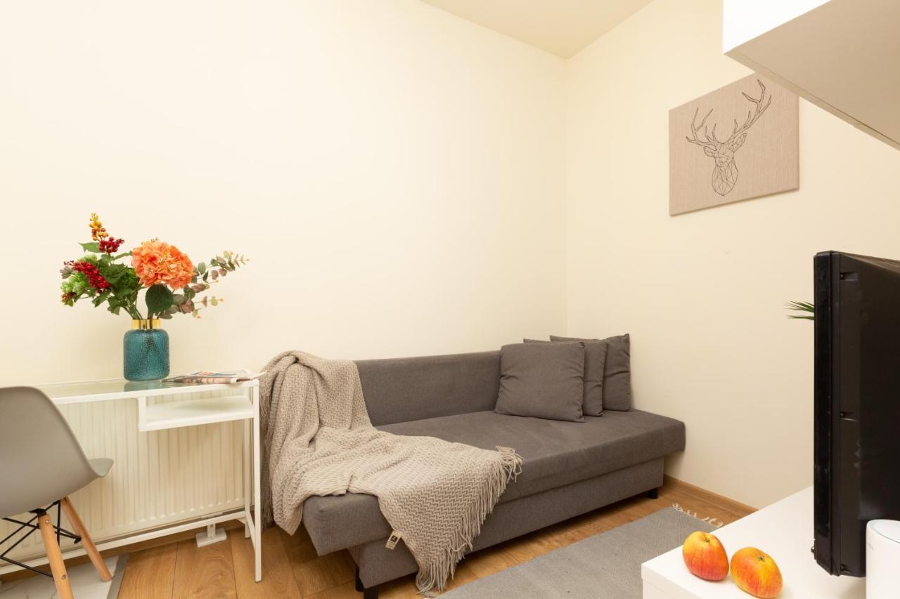 Micro Apartment Miaczynska By Noclegi Renters Βαρσοβία Εξωτερικό φωτογραφία